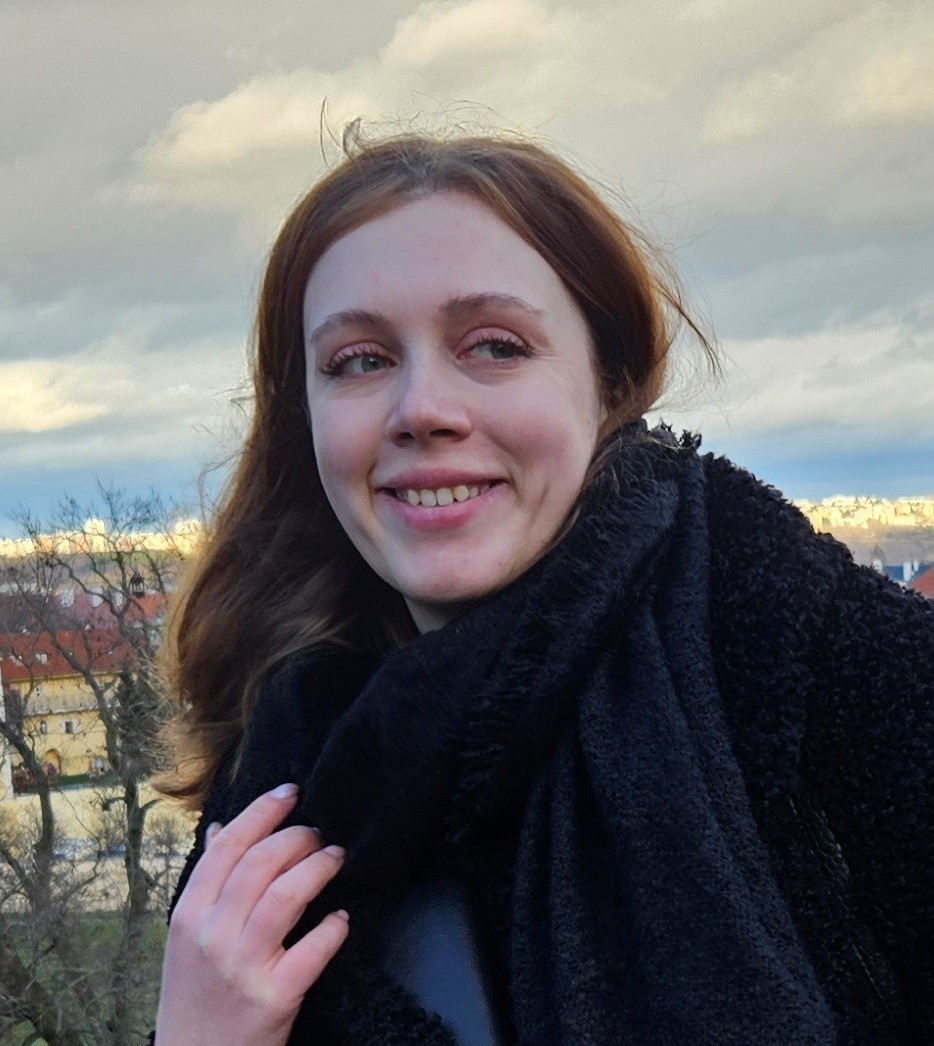 photo of Alina Ostapenko photo of Alina Ostapenko